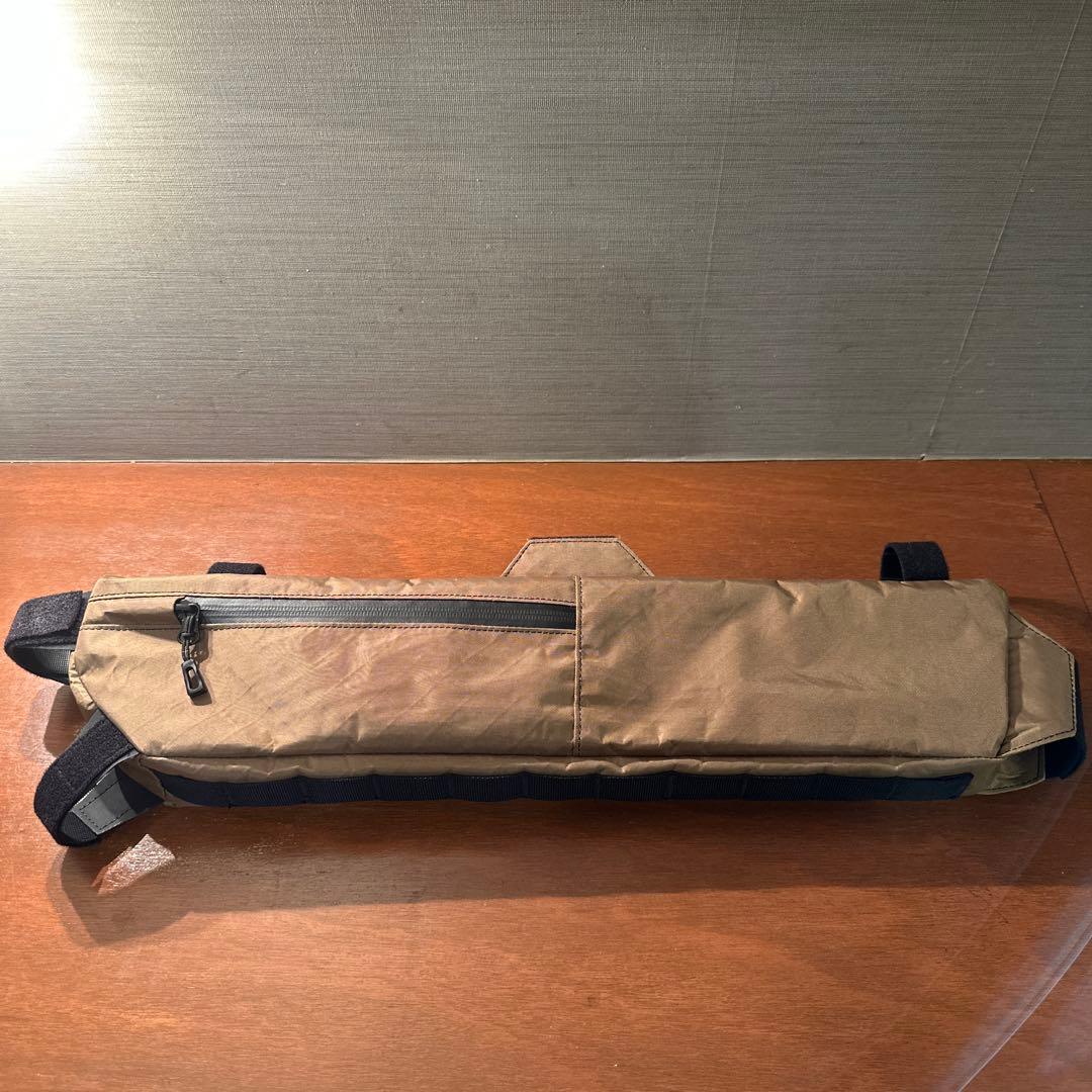 【美品】SWIFT INDUSTRIES フレームバッグ　サイズL