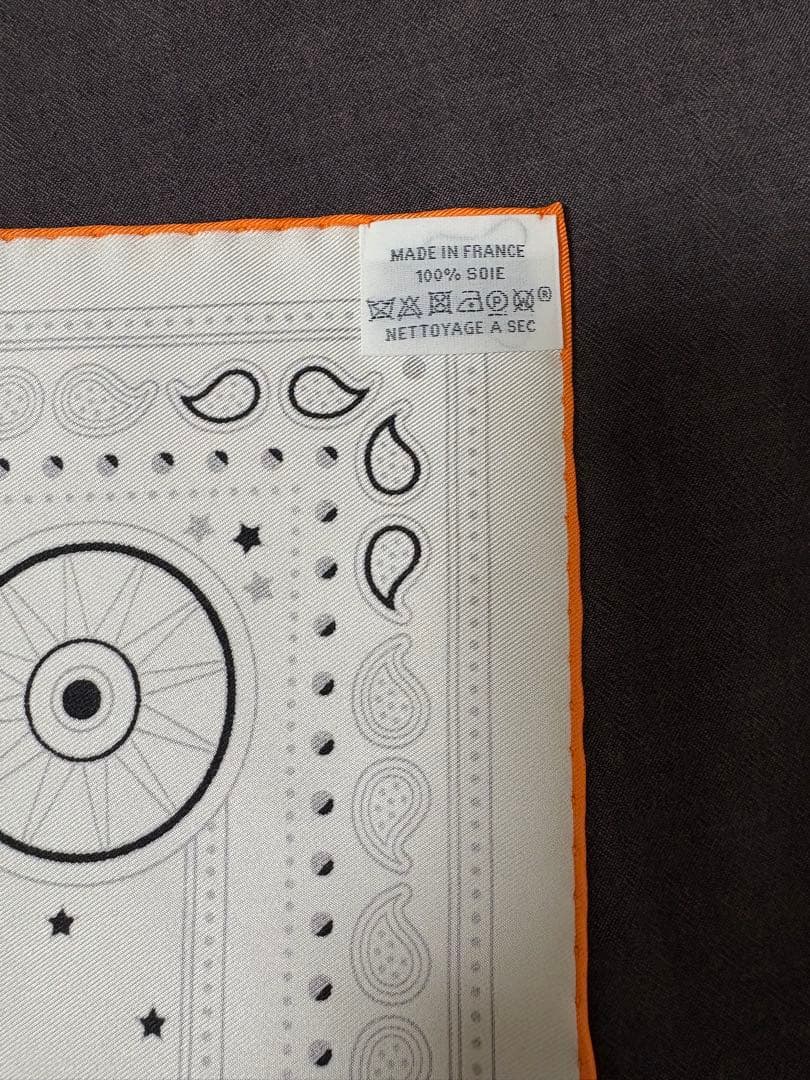 【新品未使用】HERMES パリステーション　カレ55 スカーフ シルク