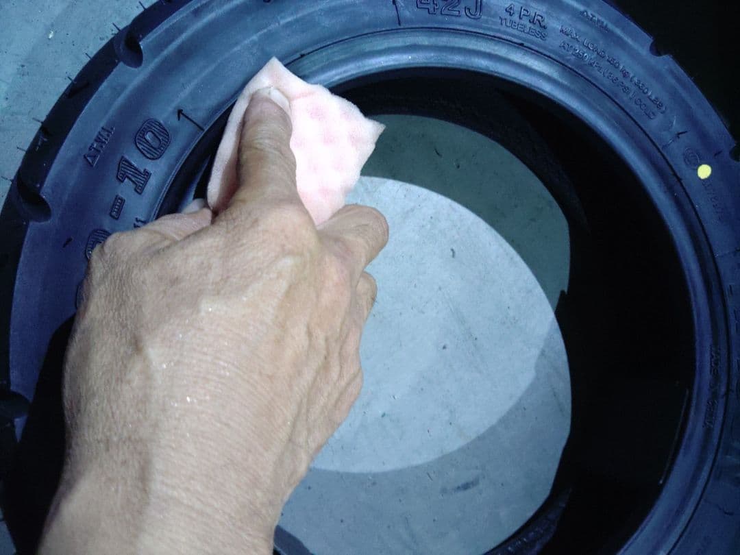 数量限定 リヤ耐摩耗 アドレスV125/G/S 前後タイヤセット バルブ付き