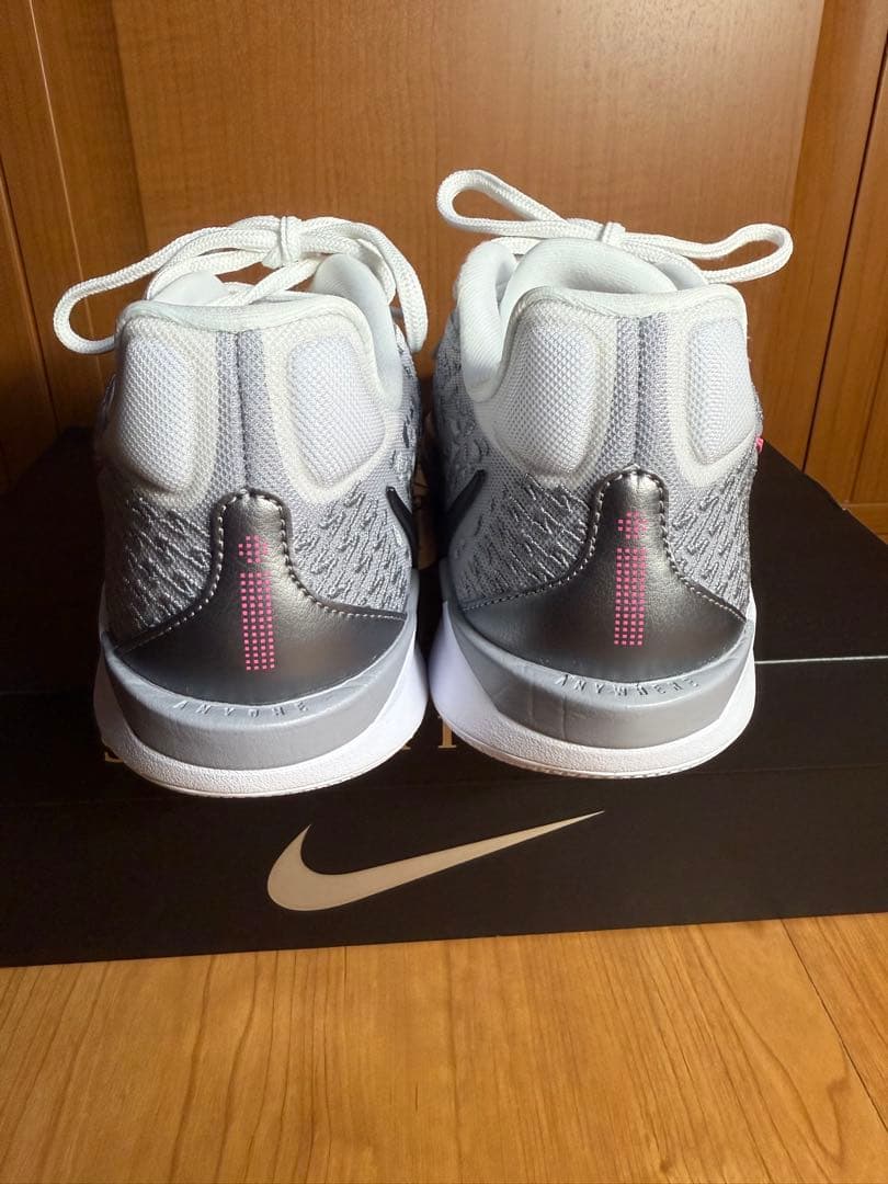 NIKE SABRINA IONESCU グレー/ピンク