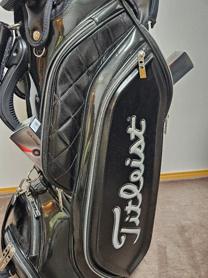 タイトリストスタンド9.5型リミテッドモデルキャディバッグ