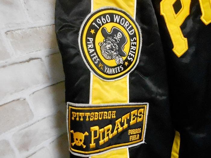 MLB パイレーツ クーパーズタウン G-Ⅲ 中綿入り ナイロン スタジャン