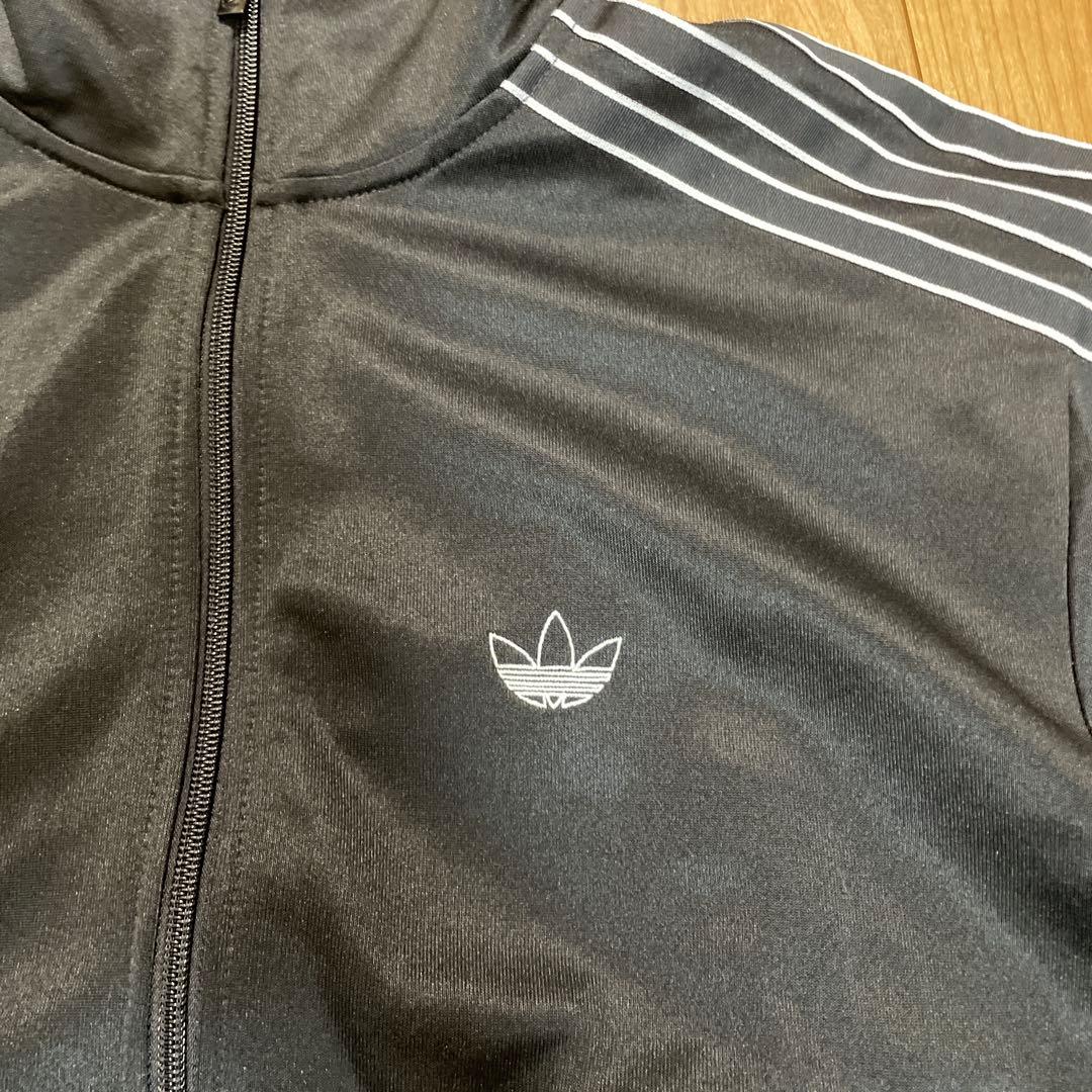 アディダスオリジナルズ⭐︎Lサイズジャージ