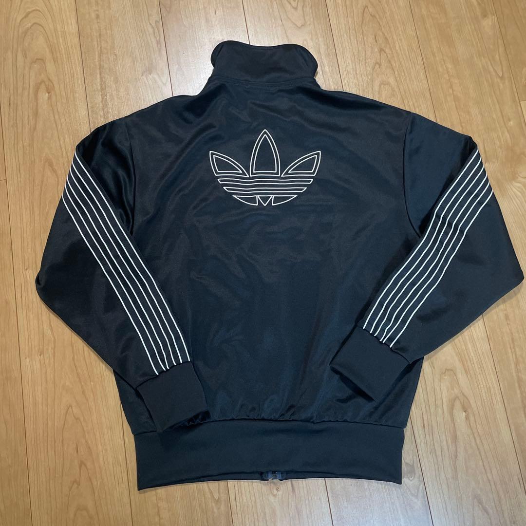 アディダスオリジナルズ⭐︎Lサイズジャージ
