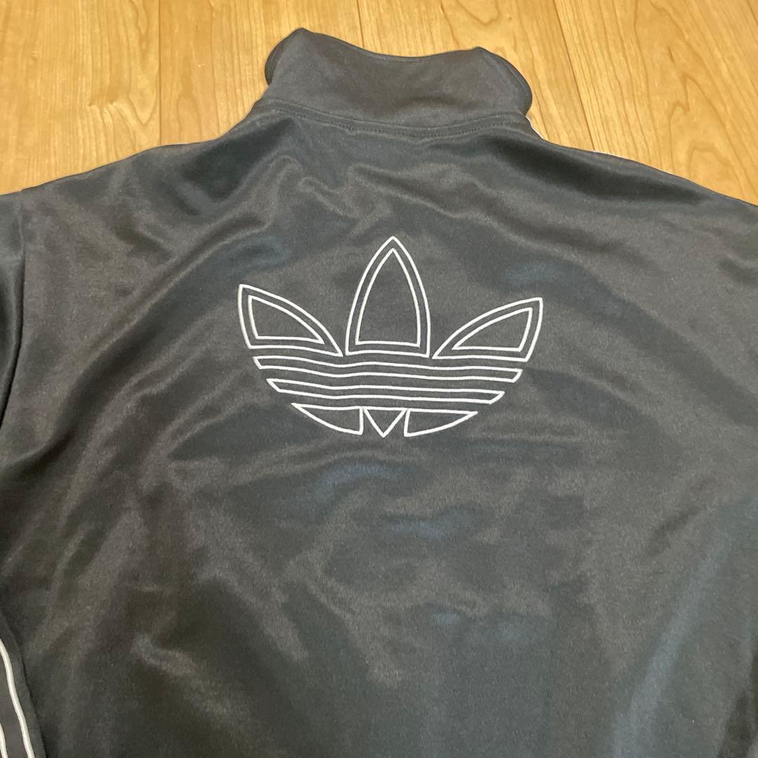 アディダスオリジナルズ⭐︎Lサイズジャージ