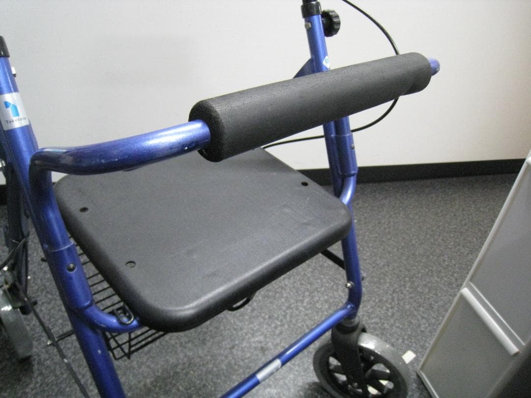 ハッピーⅡ NB 竹虎 歩行器 介護用品 ブルーメタリック バスケット付き