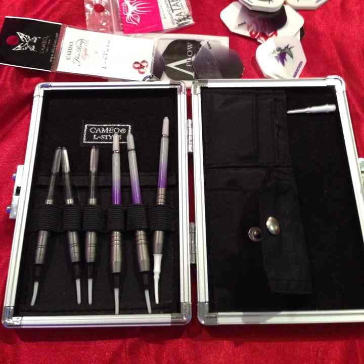 今が流行りの本格派ダーツセット販売です！即決価格から値下げは不可のレア商品です！