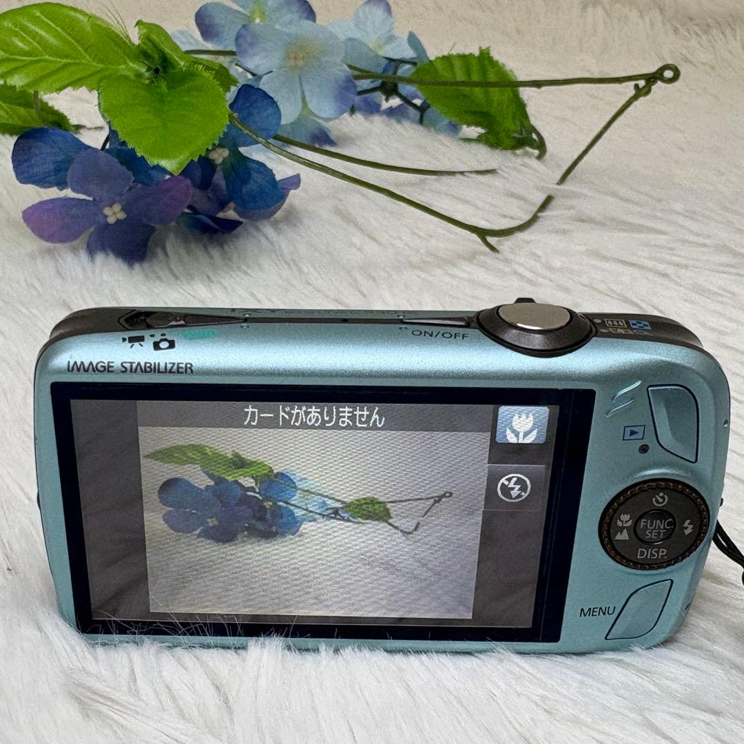 Canon カメラ　IXY 930IS PC1437 充電器　箱 コンデジ　可動