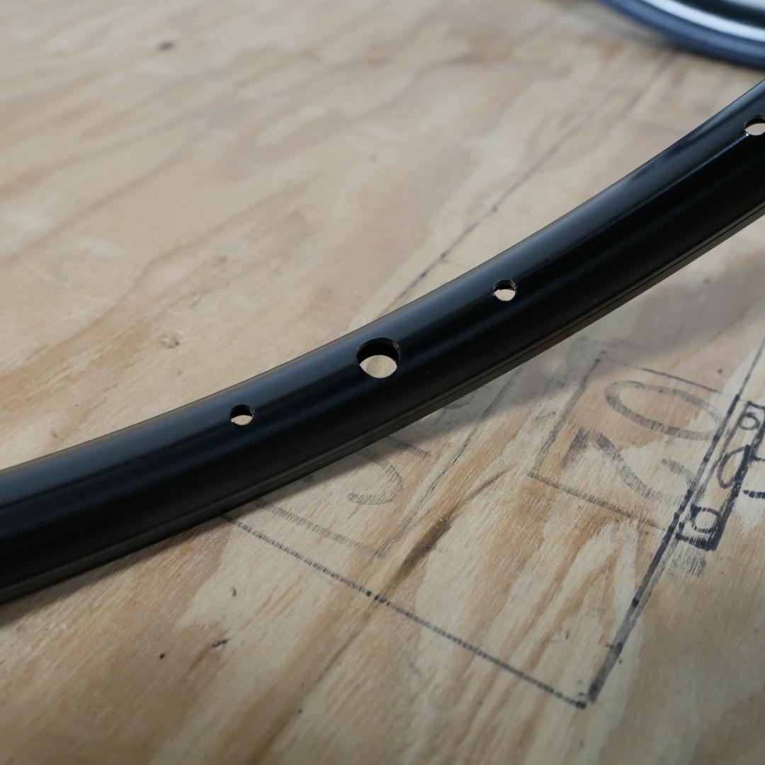 20インチ　406　リム　オールブラック　335g　2本 リムブレーキ対応