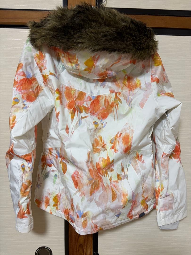 美品　ROXY スノーボードウェア 女性用