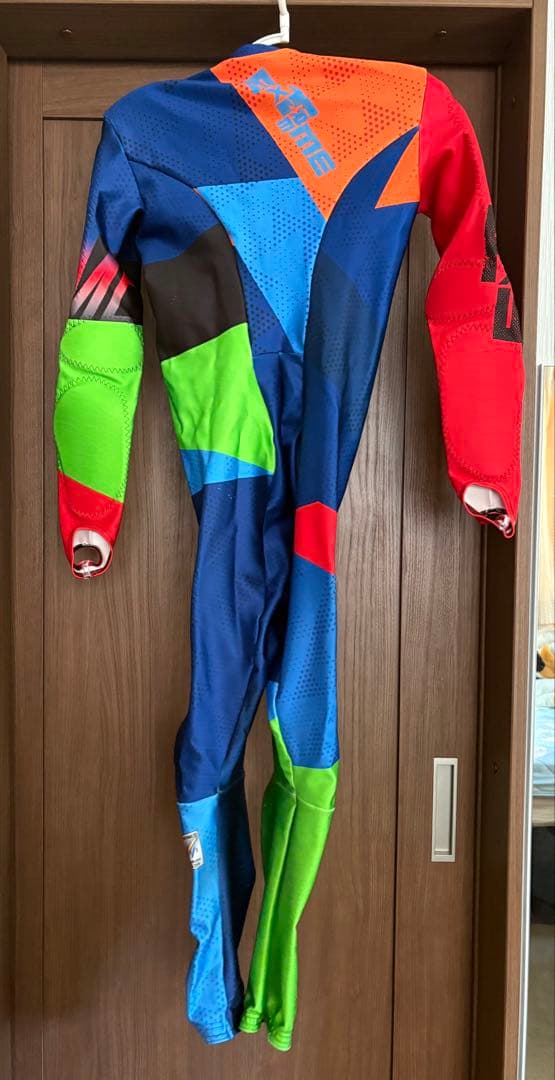 【FIS対応モデル】Extreme Winter スキーウェア 165サイズ