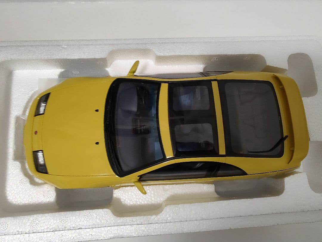 京商 1/18 samurai フェアレディZ Z32 イエロー