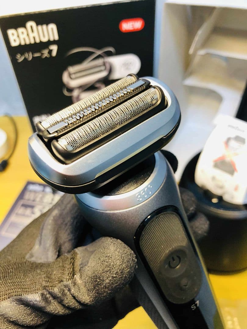 【未使用に近い】Braun シリーズ7 72-G7500cc メンズシェーバー