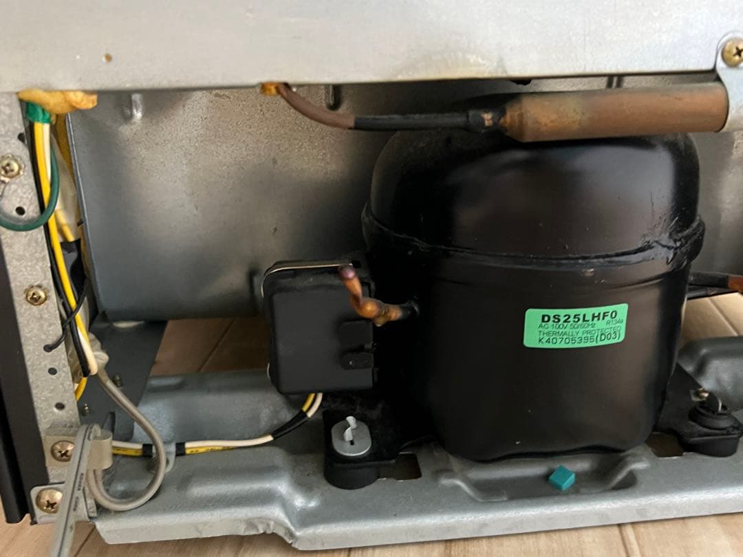 DAEWOO ブラック冷蔵庫 45×45×50 一人暮らし　45L