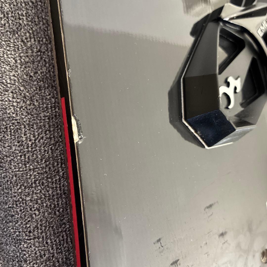 ジュニア用　ハックナイフ　130cm SALOMON スノーボード板　カバー付き