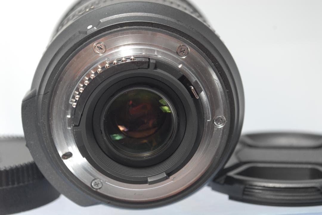 ☘️手ブレ補正✨遠近撮影✨高性能レンズ☘️Nikon AF-S 18-200