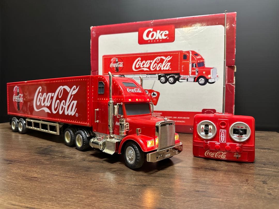 希少　Coca-Cola Truck ラジオコントロールトレーラー　非売品