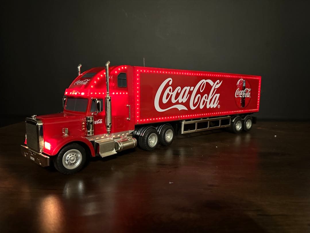 希少　Coca-Cola Truck ラジオコントロールトレーラー　非売品