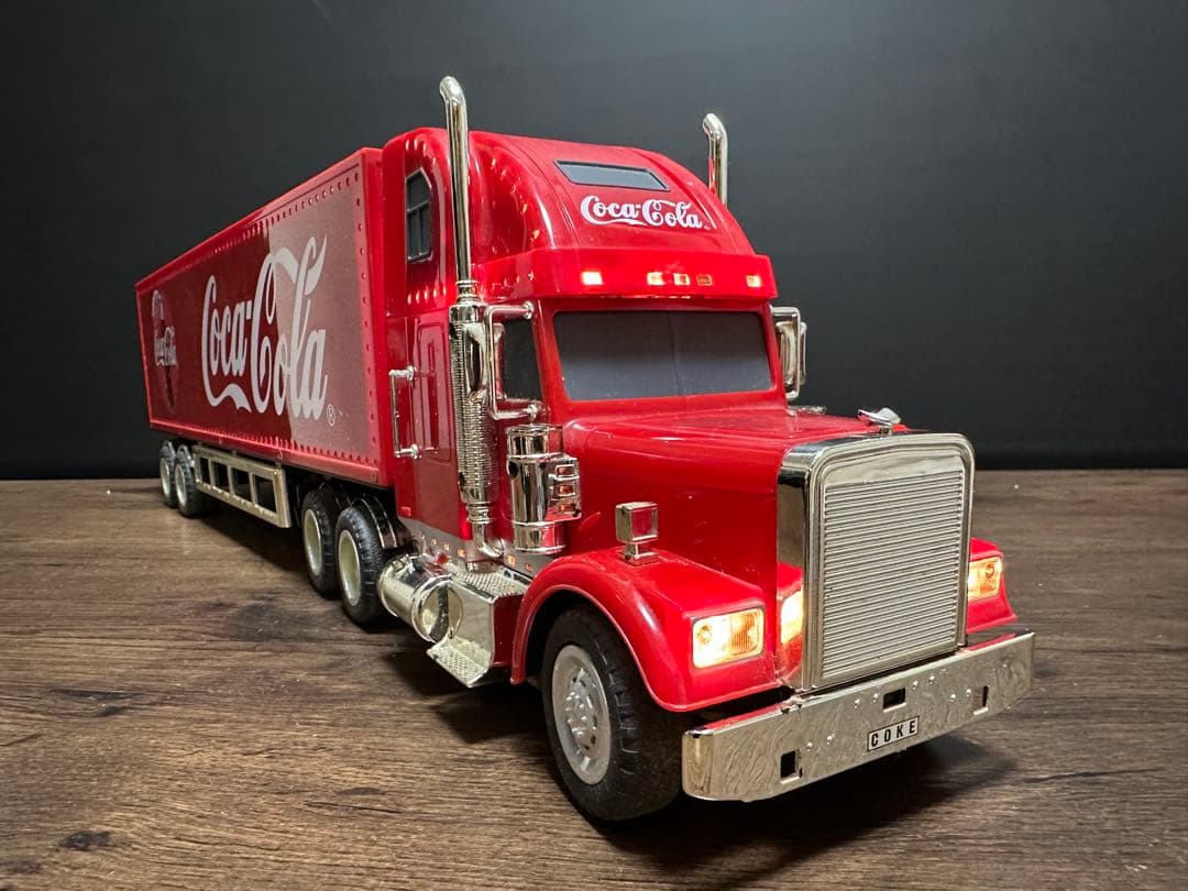 希少　Coca-Cola Truck ラジオコントロールトレーラー　非売品