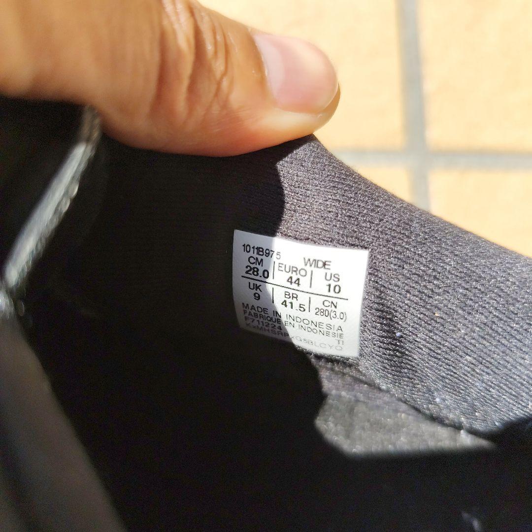 ASICS アシックス NOVABLAST 5 ワイド 28.0cm