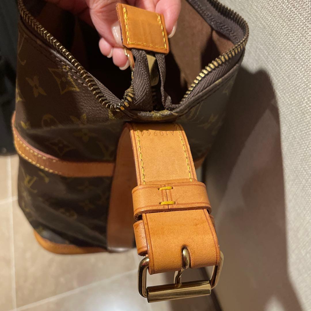 ルイ・ヴィトン　クルーザーバッグ3回使用のみ