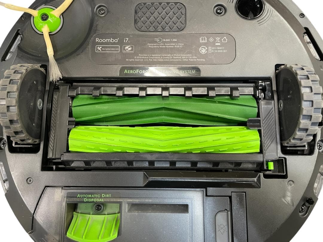 iRobot Roomba ルンバ i7 ロボット掃除機　ゴミステーション付き