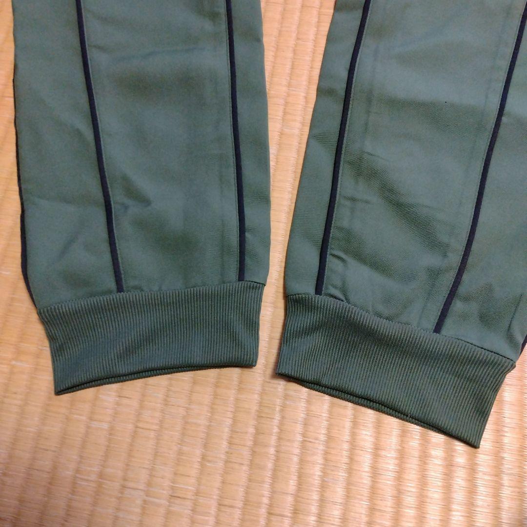 ラッセルノカーキパンツ