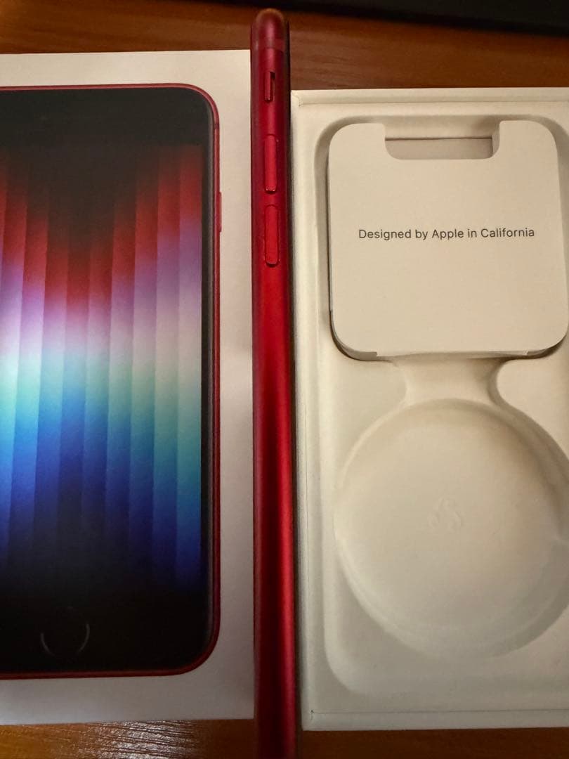 Apple iPhone SE (第3世代) 256GB レッド