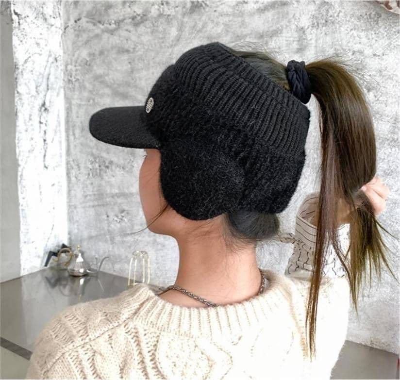 サンバイザー黒 ニット帽 ゴルフ スポーツ　防寒 耳カバー 毛糸 ファー