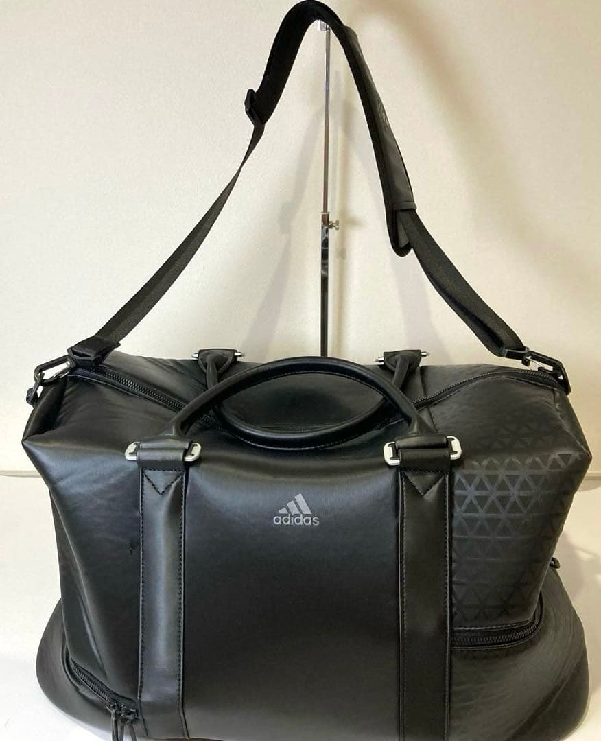 極美品　adidas アディダス ツアープロ　ボストンバッグ 大容量 ブラック