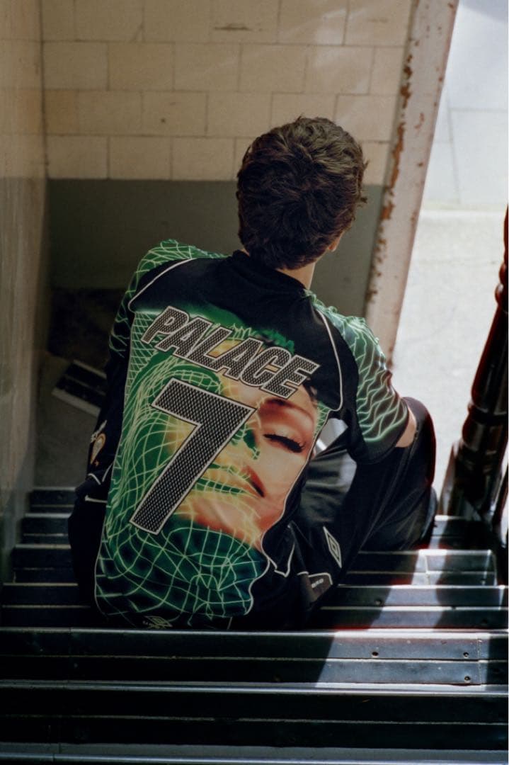 palace umbro 3rd goalie shirt - メルカリ