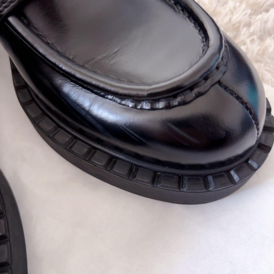 PRADA プラダ チョコレート ブラッシュドレザー ローファー ブラック