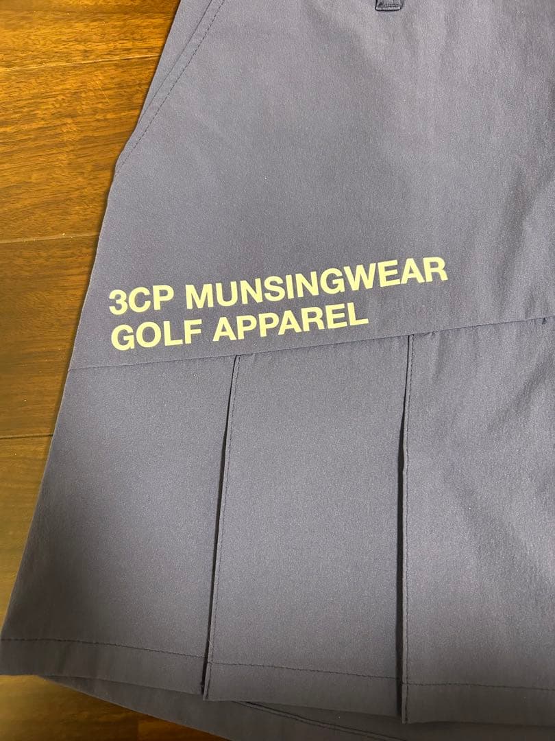 ⭐︎値下げしました！⭐︎【新品タグつき】マンシングウェア夏用スカート LL 紺