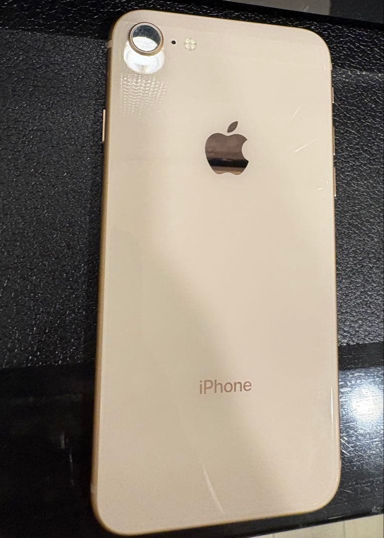 期間限定値下げ】Apple iPhone 8 ゴールド 本体