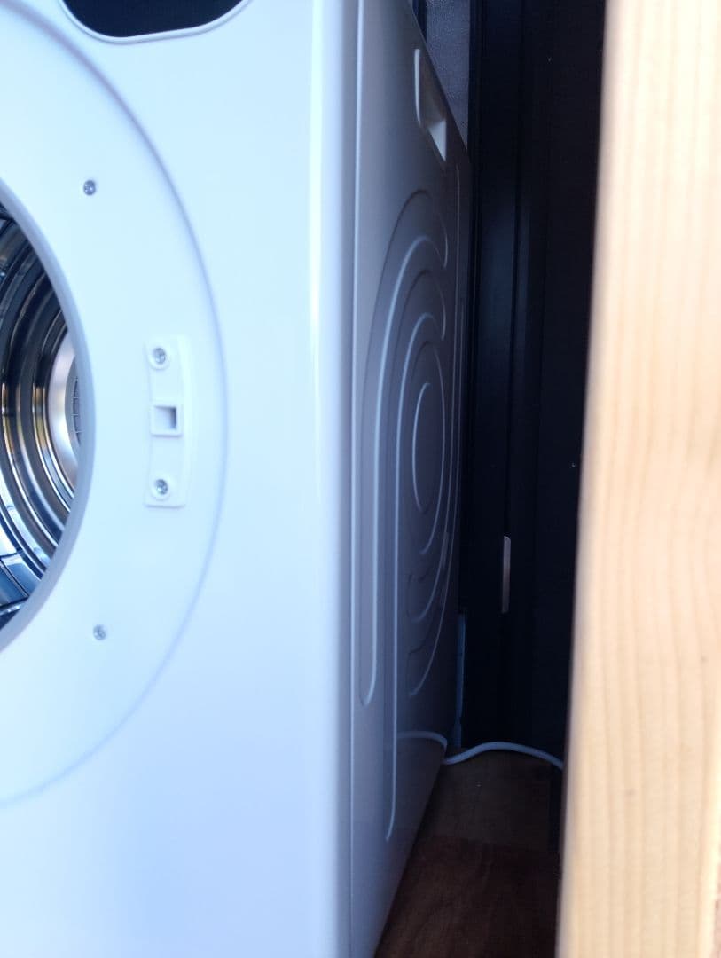 コンパクト前開き電気式衣類乾燥機６キロ