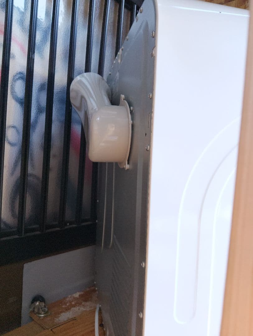 コンパクト前開き電気式衣類乾燥機６キロ