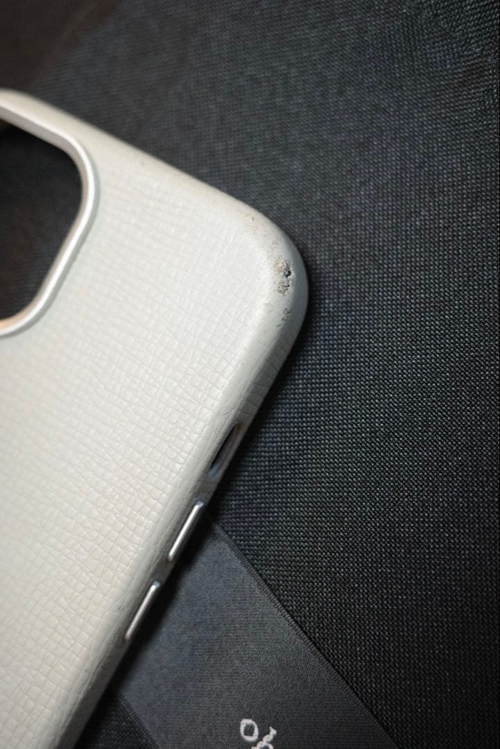 あんこ objects. ホワイト iPhoneケース ストラップ付き