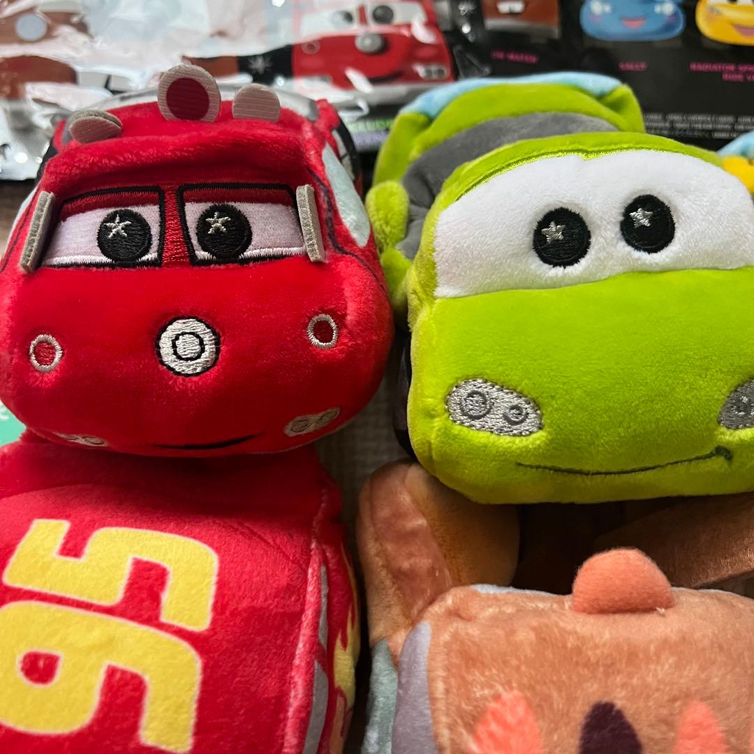 ディズニー カーズ ぬいぐるみ マックイーン メーター wishables