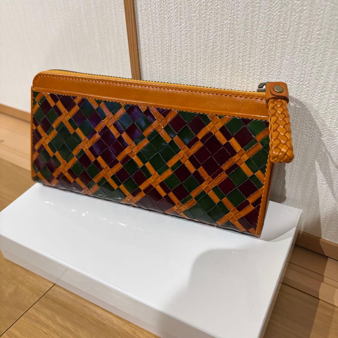 ☆新品未使用＊ダコタ＊革＊長財布＊編み込みデザイン＊早い者勝ち！