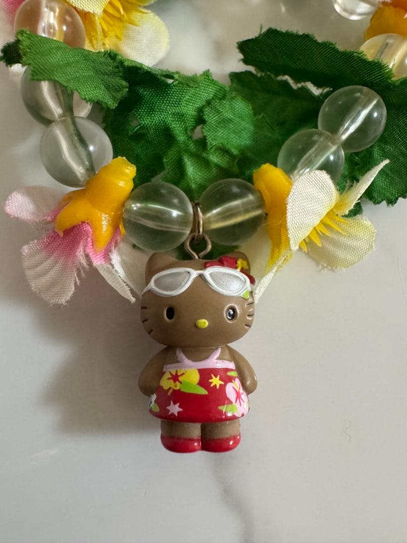 ハローキティ　沖縄限定　ガングロキティ　ストラップ　希少　レア