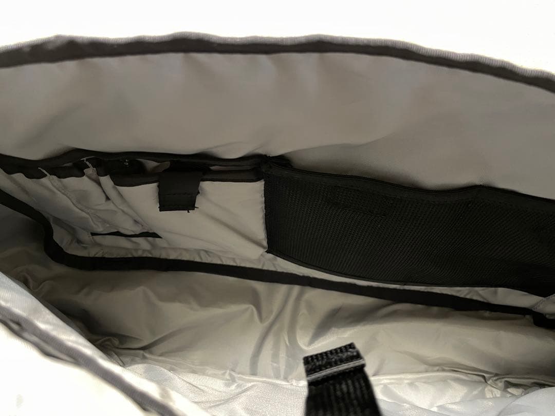 稀少美品 Patagonia 2014 BlackHole Messenger