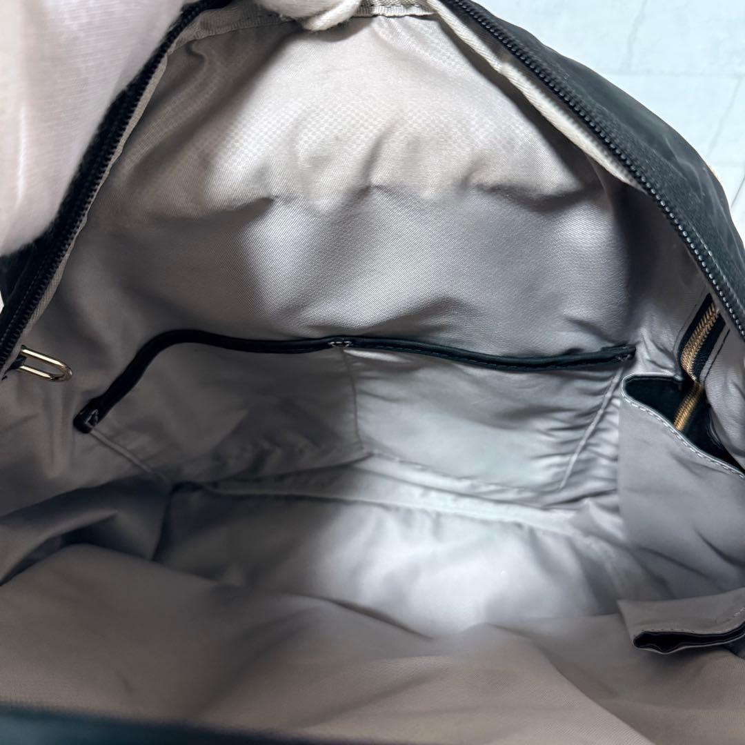 極美品 トゥミ VOYAGEUR ホールジー リュック バッグパック ブラック