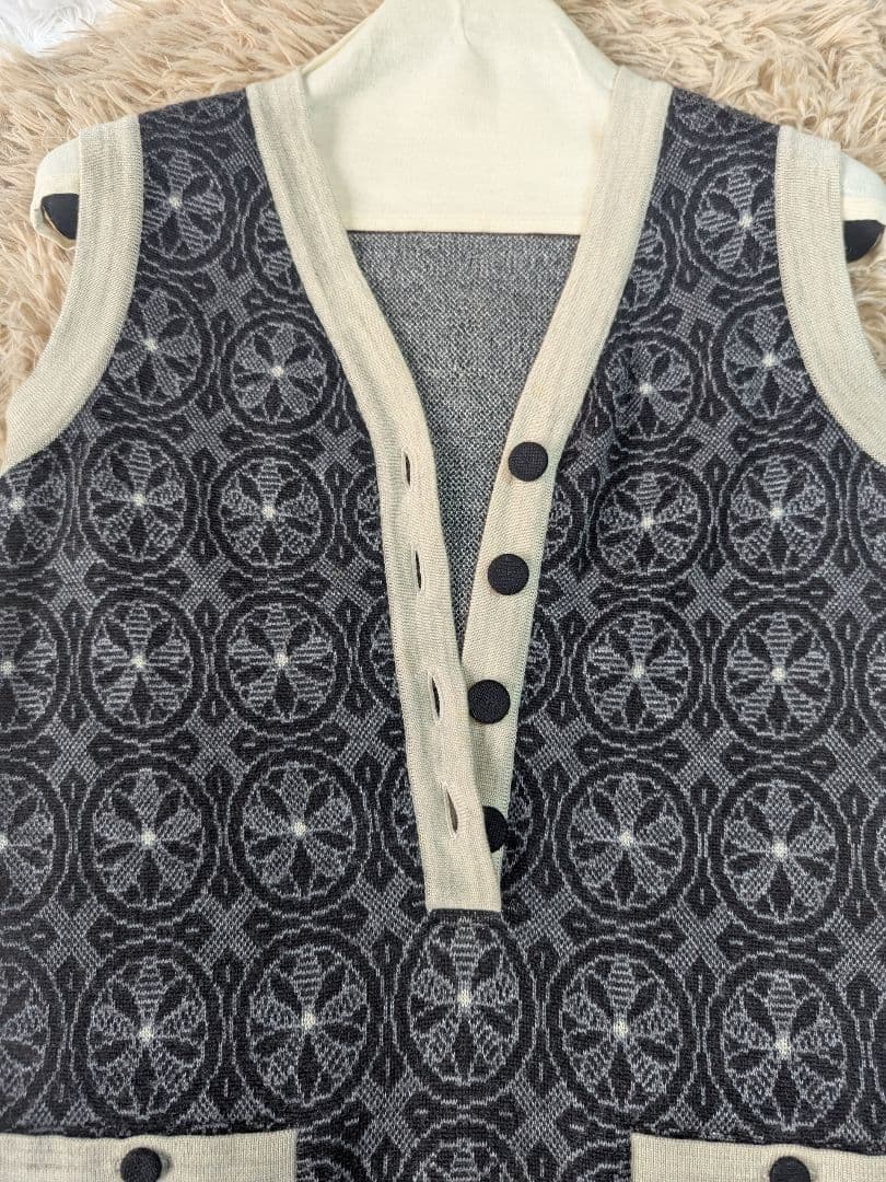 Rene ルネ ニットワンピース ノースリーブ ひざ丈ワンピース 総柄 日本製