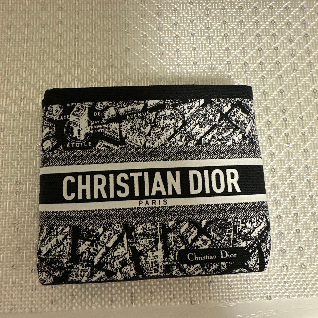 ディーオルショウ　サンク　クルール