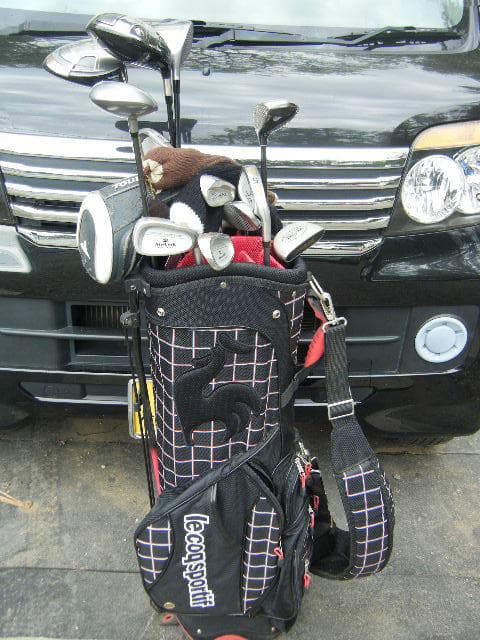 Le coq sportif 　ルコック スポルティフ ゴルフバッグセット。