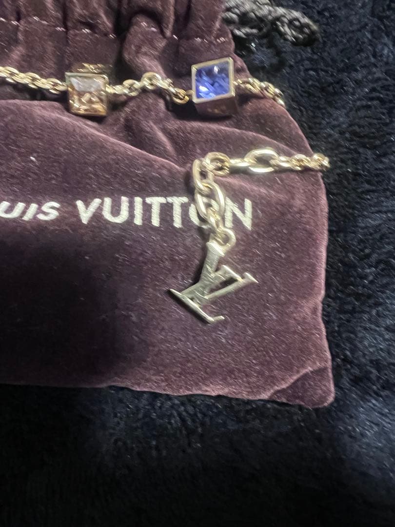 ルイヴィトン キューブ ブレスレット ゴールド