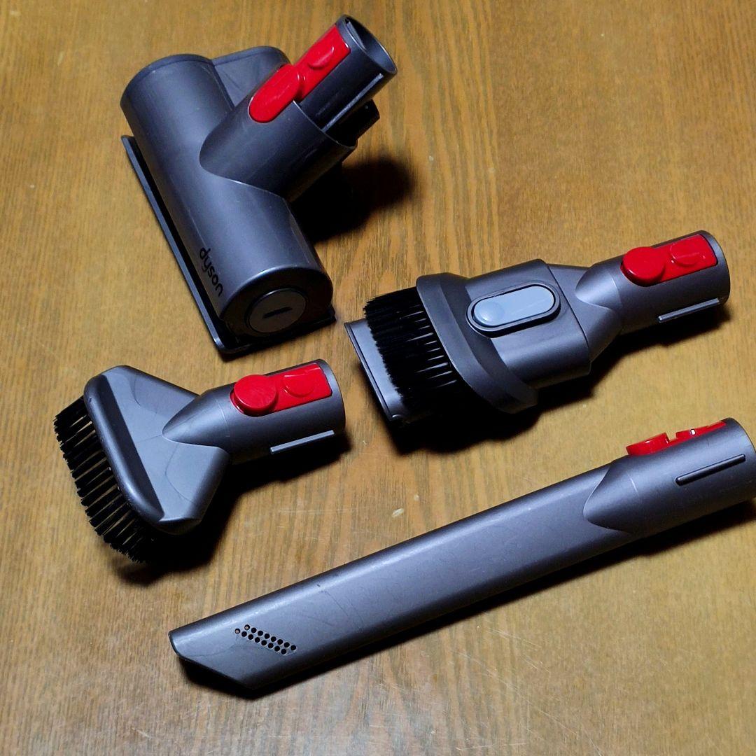 ダイソンV8 SV10K掃除機 完全分解清掃済み動作品 純正バッテリー２つセット