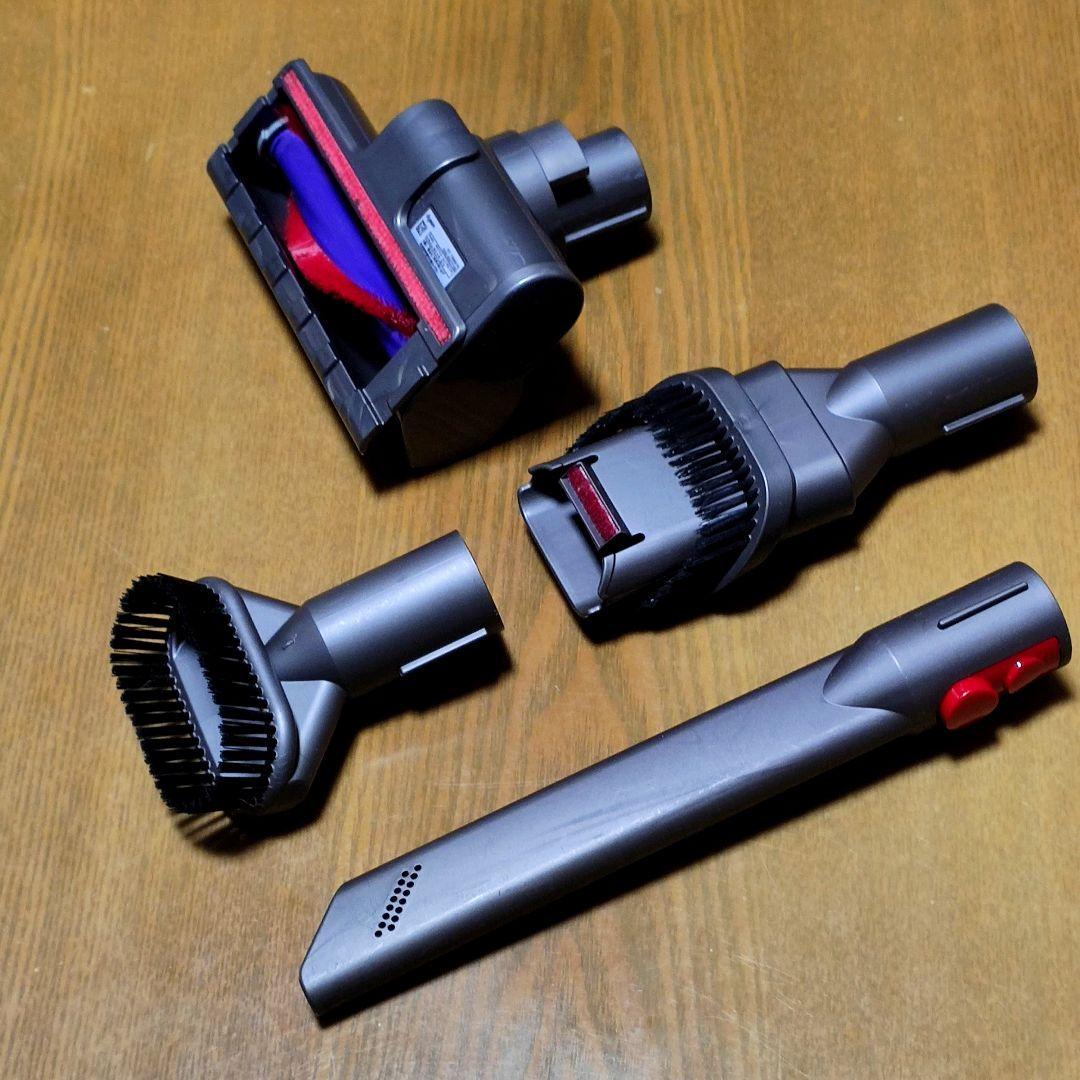 ダイソンV8 SV10K掃除機 完全分解清掃済み動作品 純正バッテリー２つセット