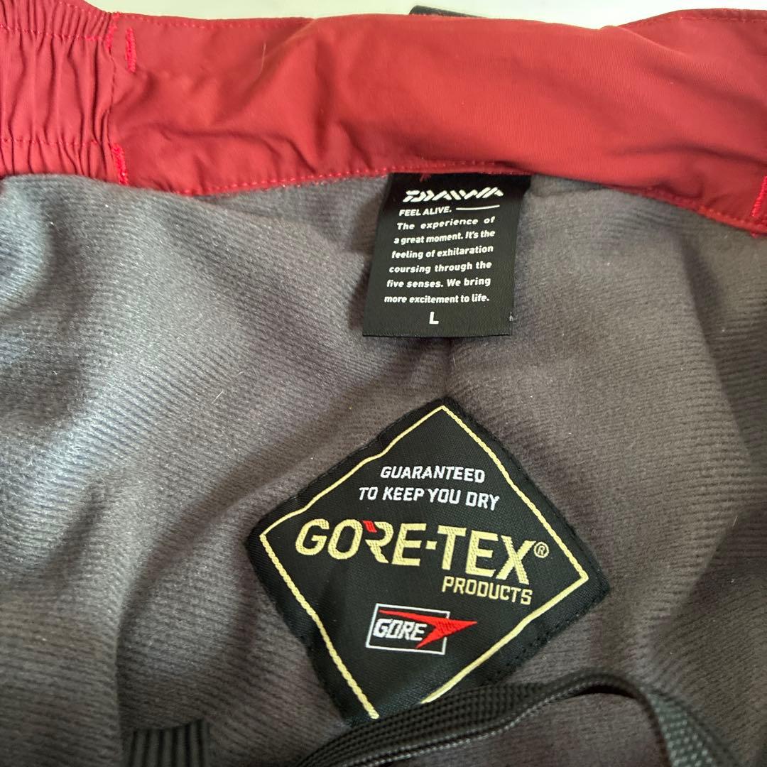 ダイワDAIWA ゴアテックス　防寒パンツ メンズLレッド　専用サスペンダー付