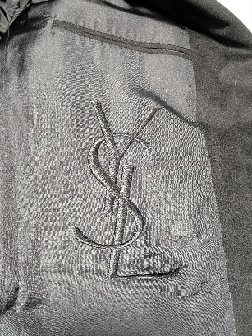 イヴ・サンローラン　コート